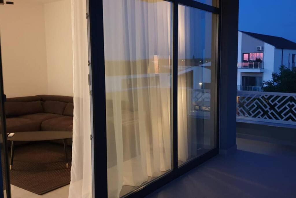 Papillon Apartment #6 Uisenteş Exterior foto